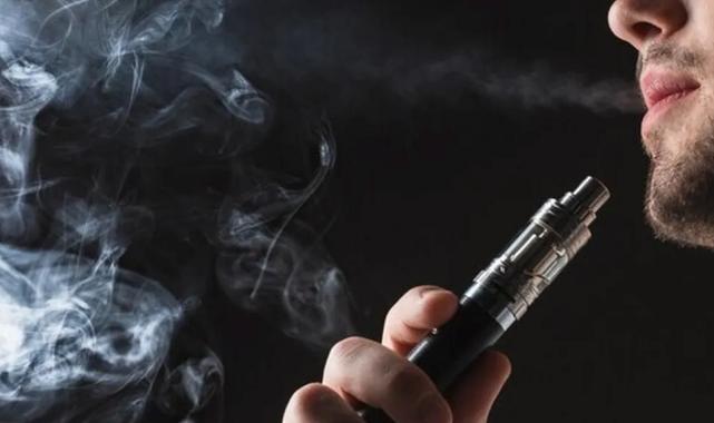Dr. Karaca elektronik sigara pandemisine karşı uyardı