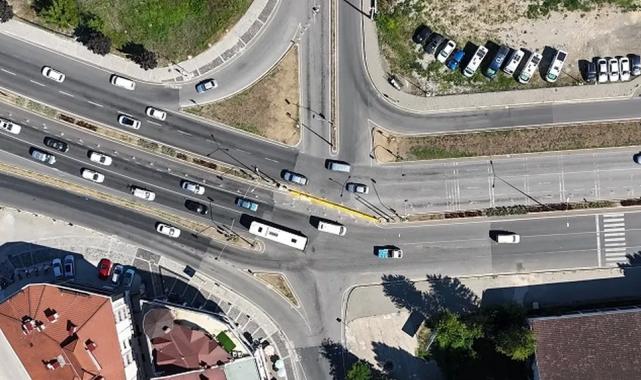 Düzce’de akıllı kavşak trafiğe yine çözüm olmadı!