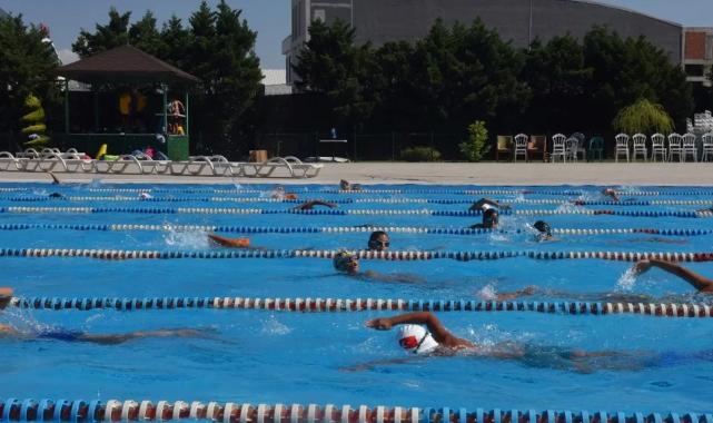 Geleceğin yüzücüleri Bursa Yıldırım’da yetişiyor