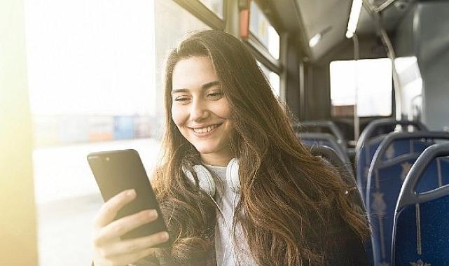 İBB, İstanbul’un 11 bin 944 noktasında sınırsız internet hizmeti sunmaya devam ediyor