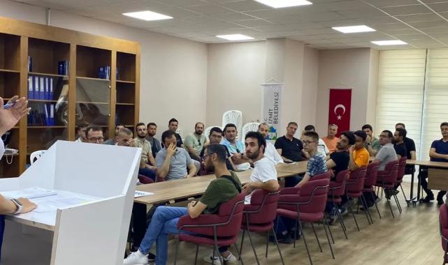 İzmit Belediyesi İstihdam Birimi’nden 23 kişiye fabrikada iş fırsatı