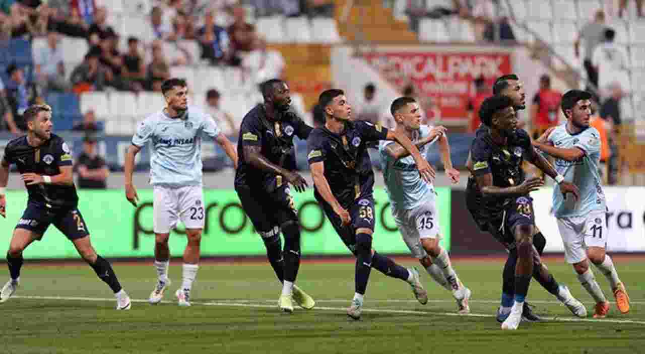 Kasımpaşa 2 – 2 Adana Demirspor (Maç Sonucu) Adana son dakika puanı kaptı!