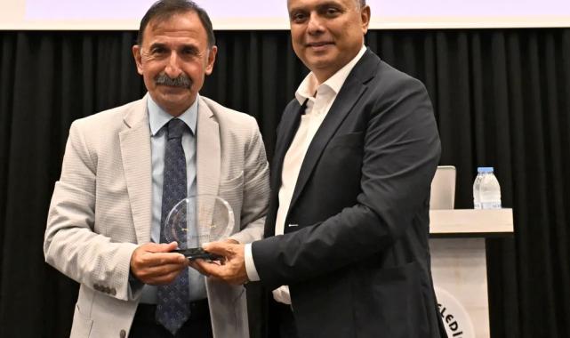 ‘Lozan’a Giden Son’ konferansı