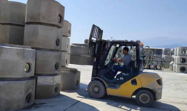 Manisa Büyükşehir kendi kaynaklarıyla hizmet veriyor