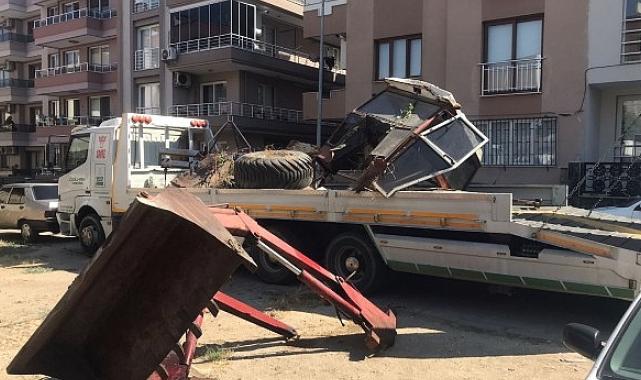 Ödemiş’te hurda araç, iş makinası ve tarım aletleri toplanıyor