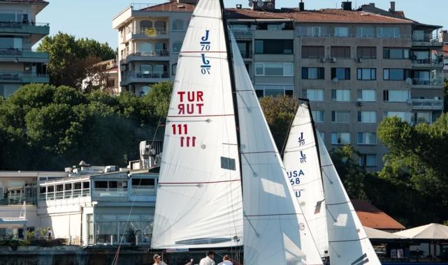 Olympos Regatta’da J/70 Match Race sınıfında yelkenlilerin maçı sona erdi