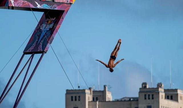 Red Bull Cliff Diving Norveçte kazanan Iffland ve Lichtenstein oldu