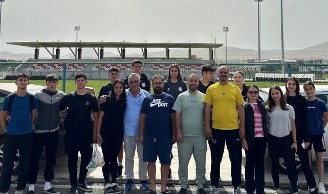 Sakarya’nın yıldız sporcularına 1. Lig bileti