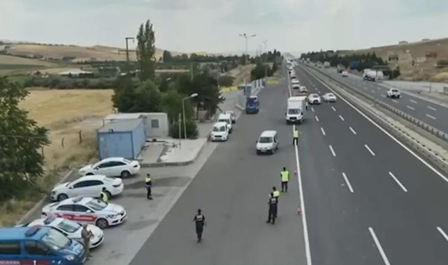 Trafikte 430 bini aşkın araç ve sürücüye ceza