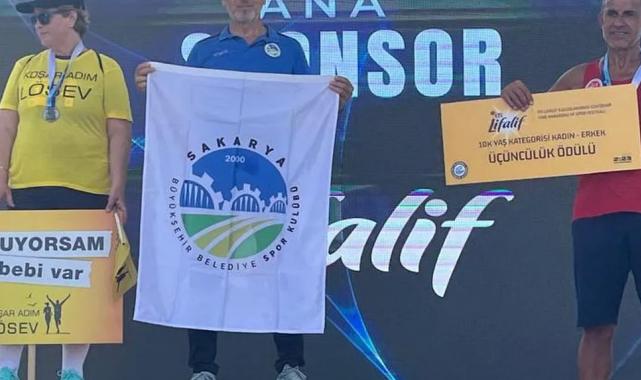 Turan ve Ateş atletizmde Sakarya’ya gururu yaşattı