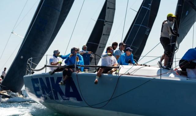 Yarışlar kıran kırana geçti… Büyük kupa ‘ENKA CHEESE IV’ gitti