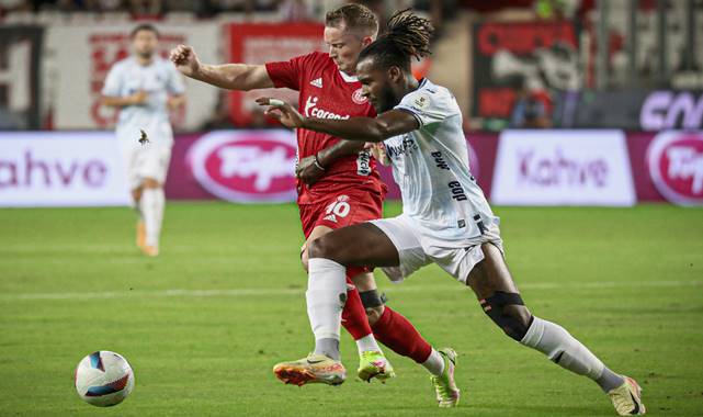 Antalyaspor 2 -1 Adana Demirspor (Maç Sonucu) Antalya uzatmada kazandı!