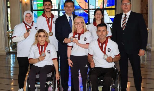 Başkan İmamoğlu, paralimpik şampiyonlarını ağırladı