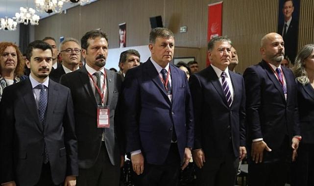 Başkan Tugay Birinci Basamak ve Koruyucu Sağlık Hizmetleri Çalıştayı’na katıldı “İzmirlilere ücretsiz HPV aşısı ve üreme sağlığı hizmeti “