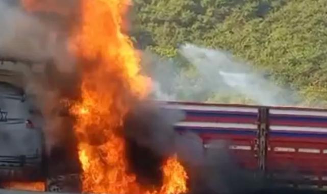 Bolu Dağı inişinde tır yandı!