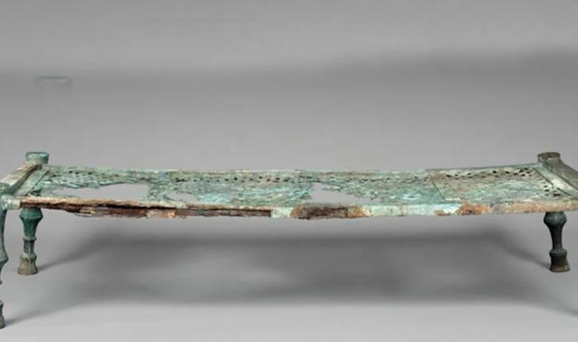 Bronz kline iade alındı