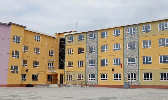 Bursa Gürsu’da üç okul birden açılıyor