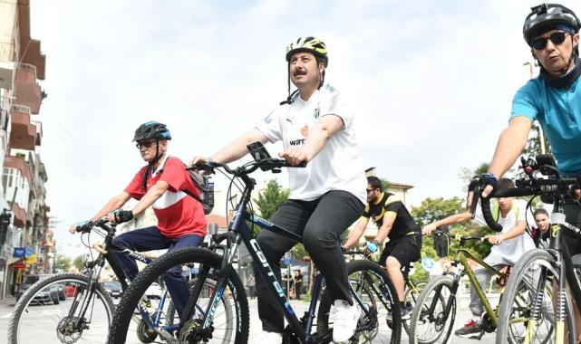 Bursa Yenişehir’de pedallar kurtuluşa çevirildi