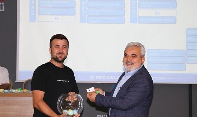 Büyükşehir dernekleri yeşil sahada buluşturuyor; Vurduğun gol olsun hemşerim