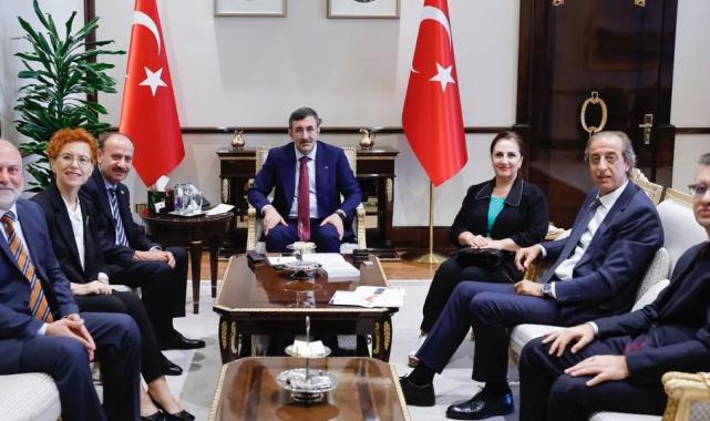 Cumhurbaşkanlığı’na Otizm Raporu sunuldu… Otizm 8 milyon aileyi etkiliyor