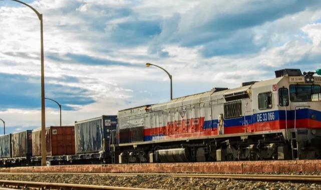 Demiryolundan yüklerin yüzde 45’i iltisak hatlarından