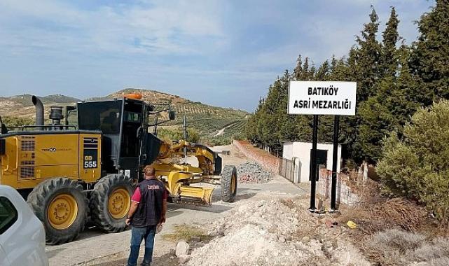 Didim Belediye Başkanı Hatice Gençay, Batıköy Mahallesi’nde uzun yıllardır yapılmayan yolun yapımını başlattı. Çalışmalar tüm hızıyla devam ediyor.