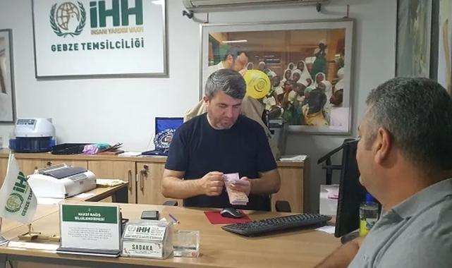 Dilovası’nda hayırsever emekli ilk maaşını Gazze’ye bağışladı