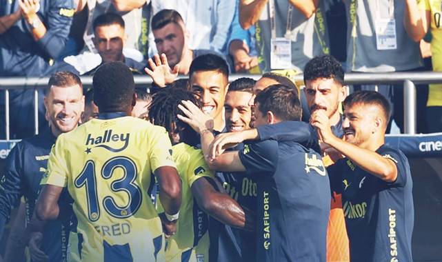Kasımpaşa 0 – 2 Fenerbahçe (Maç Sonucu) Fener derbi öncesi hata yapmadı!
