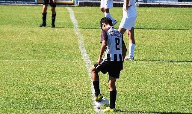 Kemer Belediyespor dolu dizgin