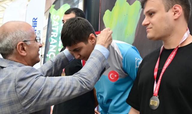 Malatya’da Altın Kayısı Satranç’ta 7’nci buluşma