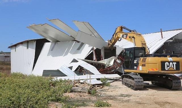 Nilüfer Büyükbalıklı’da 2 kaçak yapı daha yıkıldı