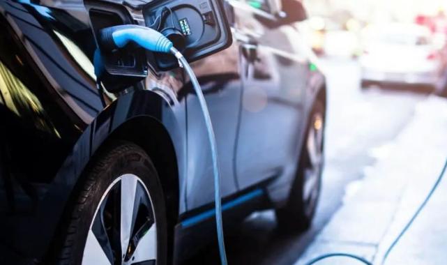 O tebliğde değişiklik yapıldı… 7 bölgede 20 servis şartı ‘şarjlı hibrit’leri de kapsıyor!