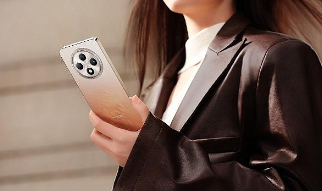 OPPO Reno11 FS şık tasarımı, yapay zeka özellikleri ve olağanüstü dayanıklılığıyla geliyor