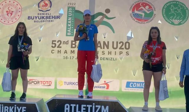 Sakarya Büyükşehir’in yıldızları İzmir’deki müsabakaya damga vurdu