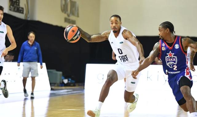 TOFAŞ parkeden son saniye üçlüğüyle mağlup ayrıldı