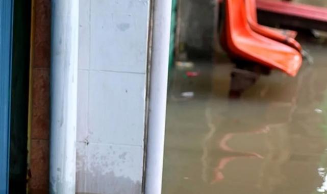 Uzmanlar uyardı… Yağmur ve su basmalarına karşı yapılarda uygun drenaj sistemleri kurulmalı!