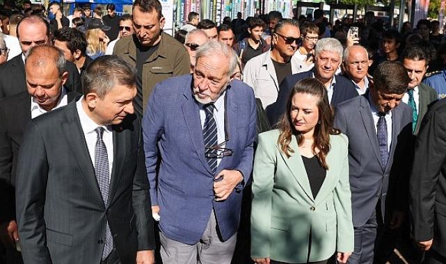 14. Antalya Kitap Fuarı kapılarını açtı