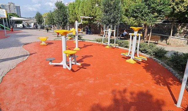 14 ilçede 84 park ve spor alanının zemini yenilendi Çocuklar güvenle oynasın diye…