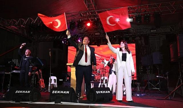 29 Ekim Cumhuriyet Bayramı’nın101. yılı Menderes’te coşkuyla kutlandı.