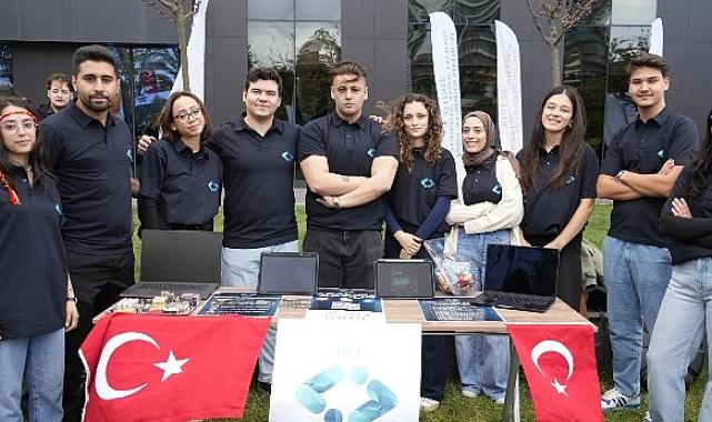 75 Öğrenci Kulübünün Yer Aldığı İstinye Üniversitesi Kulüpler Fuarı, Binlerce Öğrencinin Yoğun İlgisiyle Karşılaştı