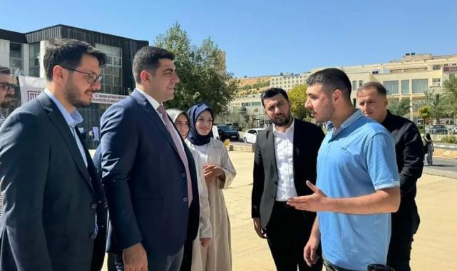 AK Parti Mardin İl Başkanı Uncu’dan ÜNİAK standına ziyaret 