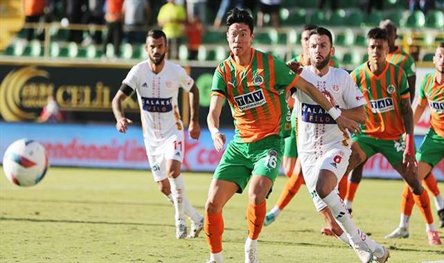 Corendon Alanyaspor 1-2 Onvo Antalyaspor (Maç Sonucu) Akdeniz Derbisinin Kazananı Antalyaspor