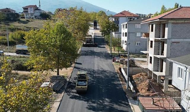 Asfalt Çalışmaları Yeniceköy Mahallesinde Devam Ediyor