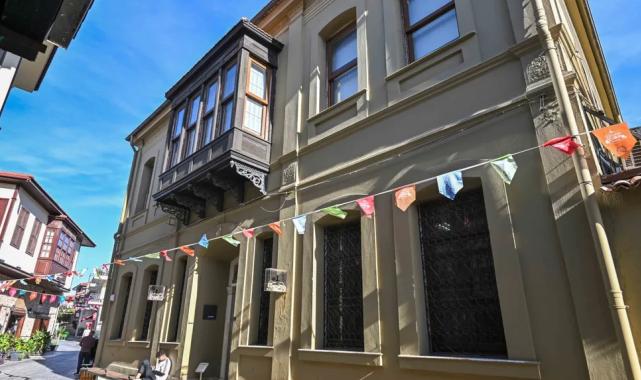 Atatürk’ün istihbaratçısının hikayesi 4 dilde anlatıldı