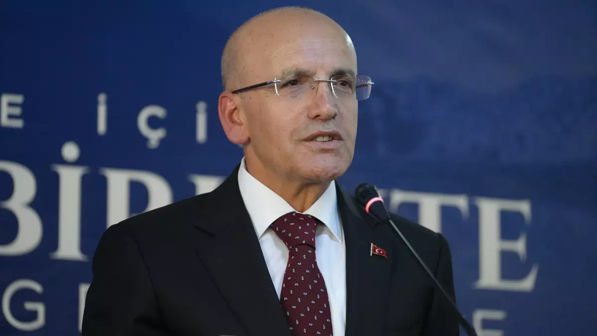 Bakan Şimşek: İstikrarı kararlılıkla sürdürüyoruz