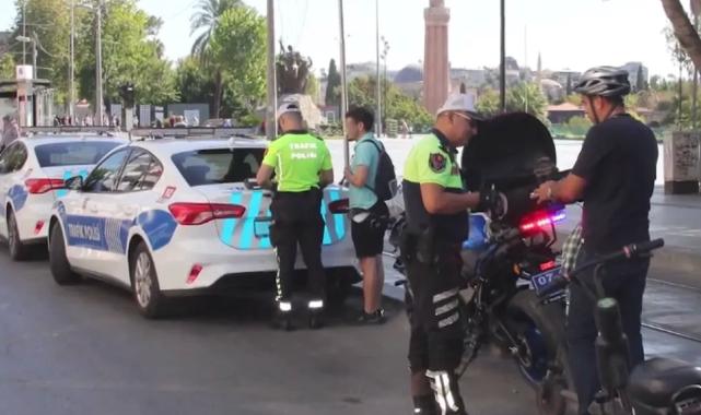 Bakan Yerlikaya’dan denetim raporu… 3 milyon araç denetlendi