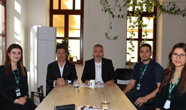 Başkan Aras’tan Yeşilay Muğla Şubesine ziyaret