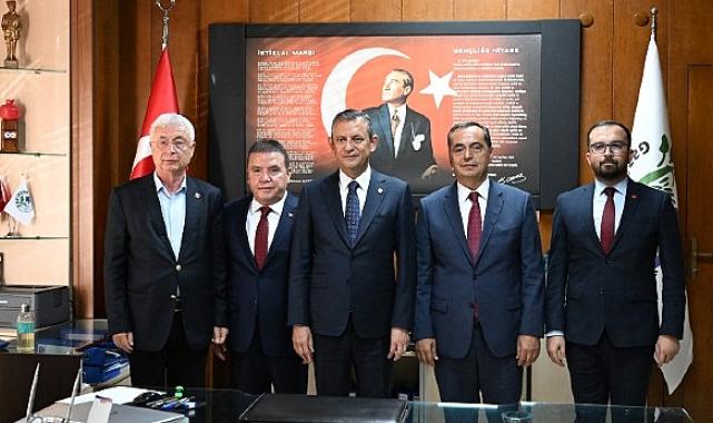 Başkan Böcek: ‘Antalya tropikal meyve üretiminde marka olacak,’