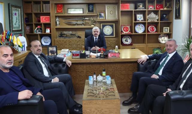 Başkan Büyükakın’dan MHP’ye iadeyi ziyaret