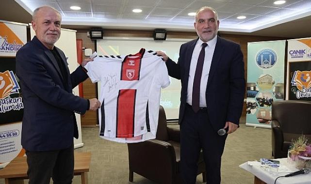 Başkan İbrahim Sandıkçı: “Öğrencilerimizin fikirlerine büyük önem veriyoruz”